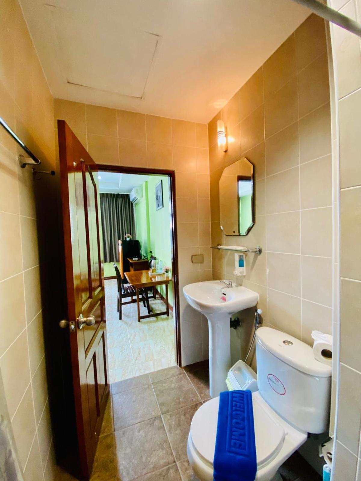Bt Hotel Kata Beach Екстер'єр фото