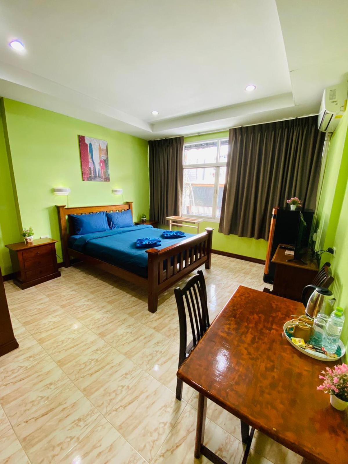 Bt Hotel Kata Beach Екстер'єр фото